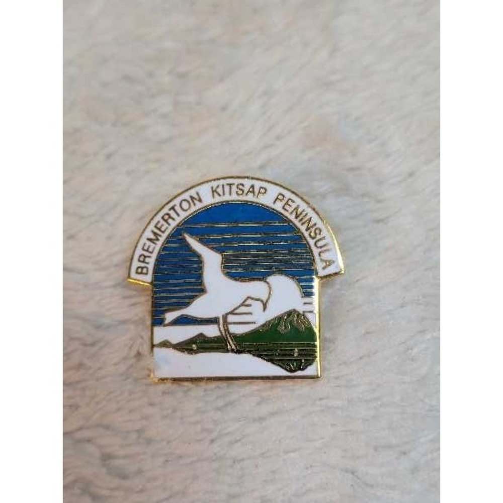 Vintage Bremerton Kitsap Peninsula Enamel Lapel Pin Bird Nautical Souvenir Gift